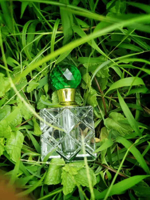 fancy-attar-bottle-104